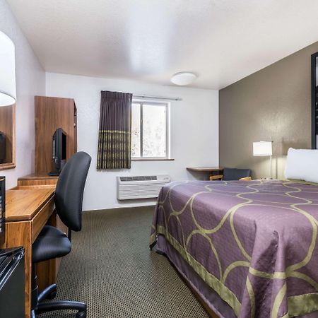 Super 8 By Wyndham Missoula/Reserve St. Exterior photo